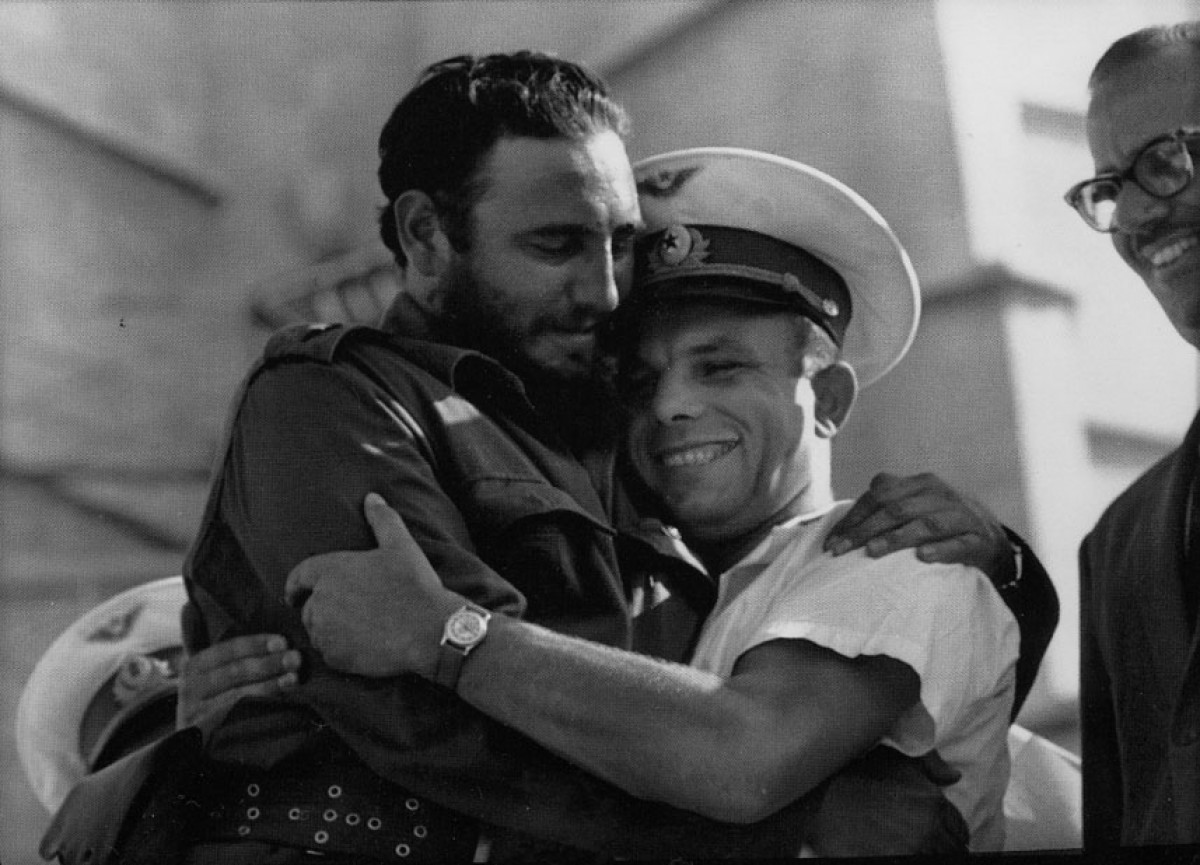 DIEZ FORMAS DE DESFIDELIZAR A CUBA
